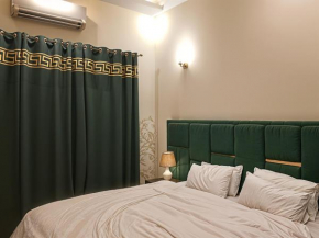 Royal Villa's DHA